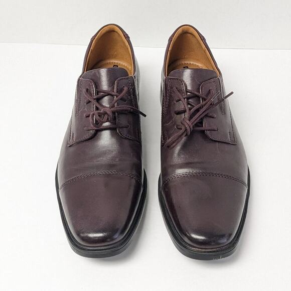 Clarks Tilden Cap Oxford, Wine Leather, Mens 9 M